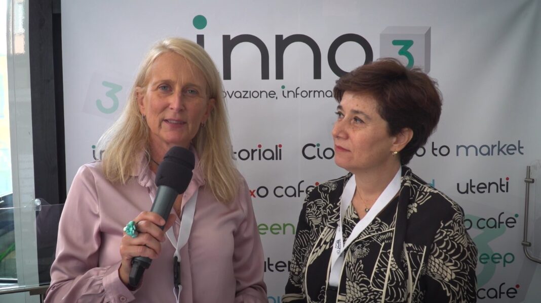 Emanuela Teruzzi, Direttore responsabile di Inno3, intervista Elena Sini, Chief information officer di Himss/Gvc al Digital Health Summit 2023