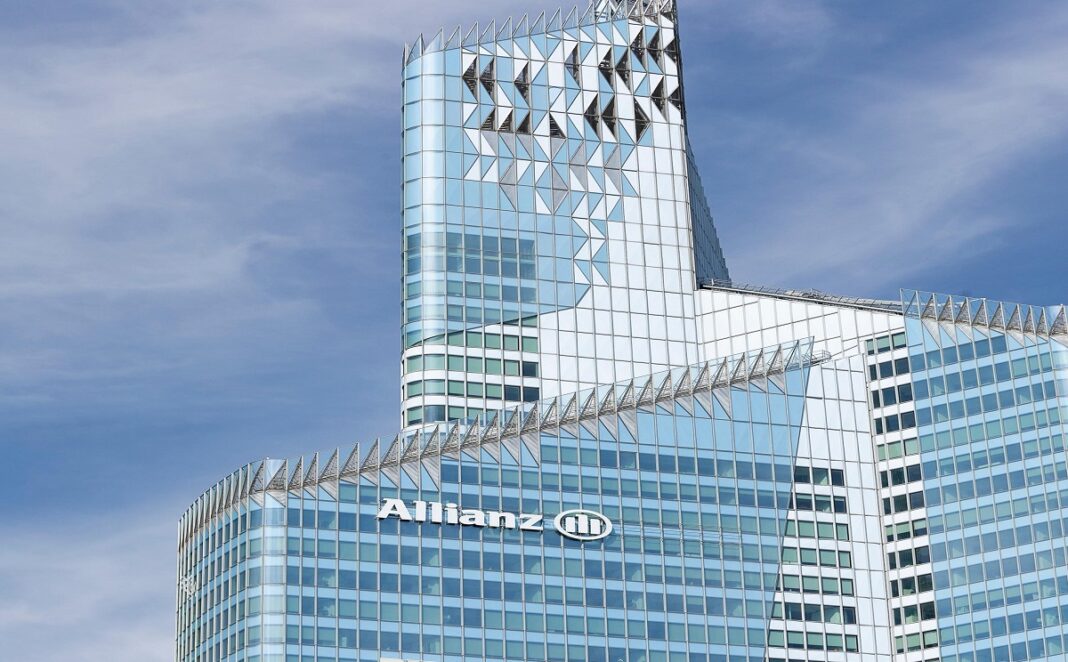 Allianz Trade-Tour First Signage Rebranding 30 (fonte: ufficio stampa locale Italia)