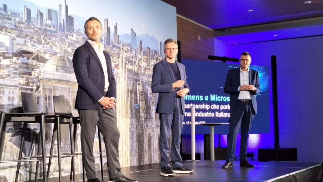 Vincenzo Esposito, Ceo di Microsoft Italia, Floriano Masoero, Ceo di Siemens Italia e Stefano Martinis, Ceo di Danieli Automation