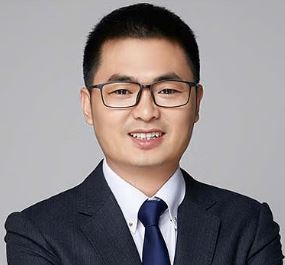 Elvis Zhou