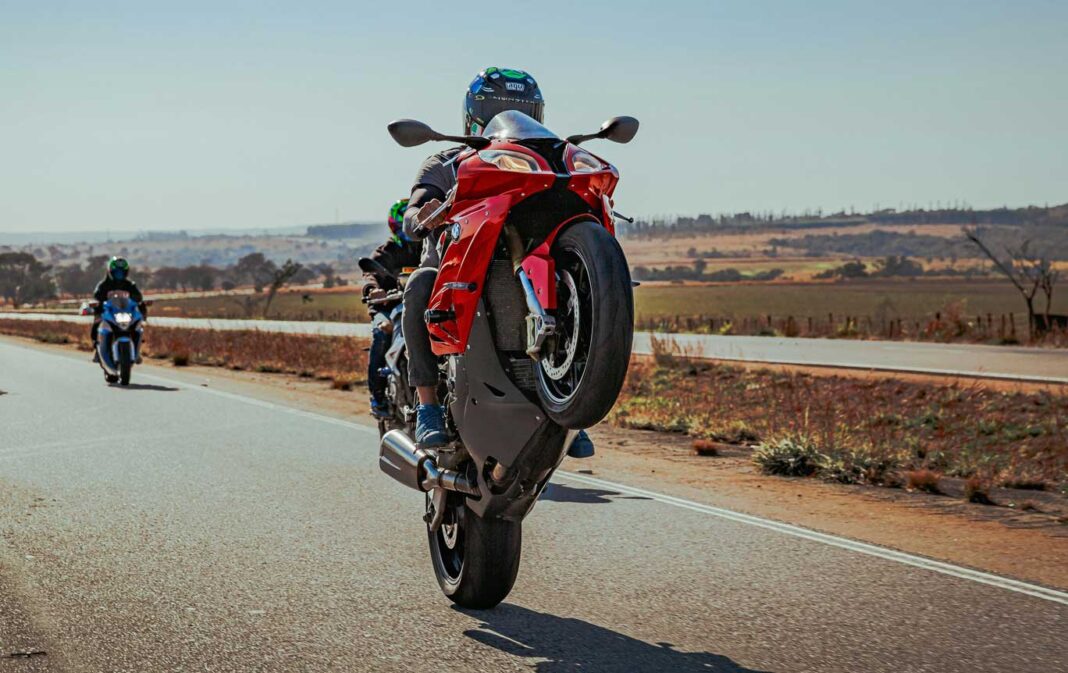 Gartner, la spesa IT rallenta la GenAI impenna Gartner, la spesa IT rallenta la GenAI impenna