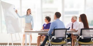 Formazione Aziendale Apertura Immagine di katemangostar su Freepik