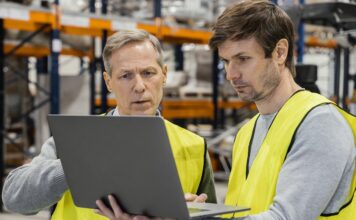 Sophos, evoluzione ransomware nel manifatturiero Ransomware ManifatturieroImmagine di freepik