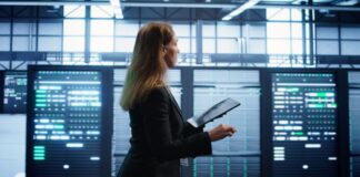 Scaleway data center Immagine di DC Studio su Freepik