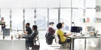 Workplace o WorkspaceImmagine di rawpixel.com su Freepik