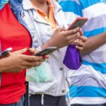 Gsma, 3 mld di persone a rischio digital divide con l’AI Digital Divide AI Gsma Report Immagine di wirestock su Magnific
